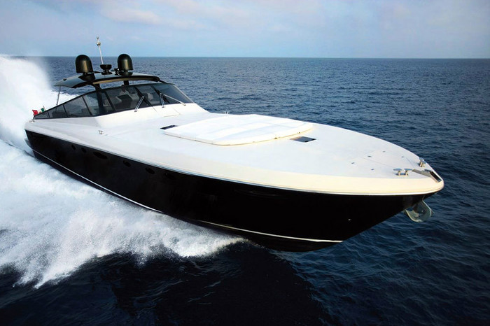 The Itama 75 power boat.