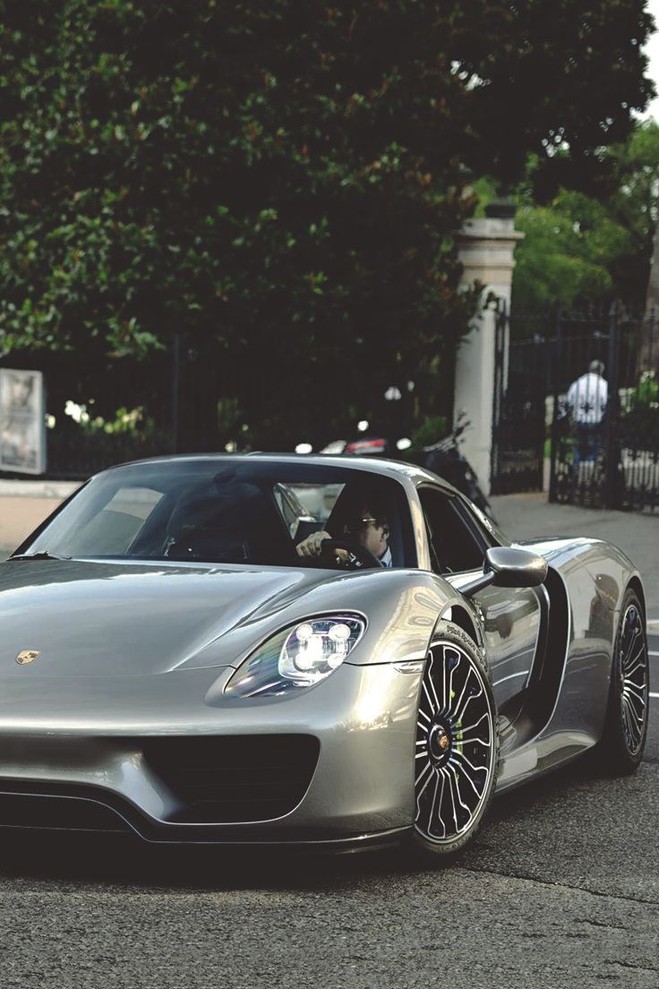 Porsche 918 Spyder.