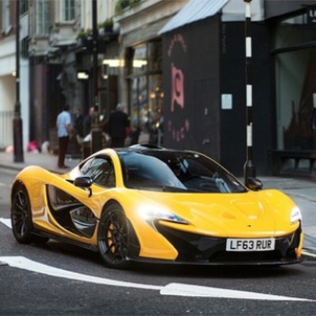 McLaren P1.
