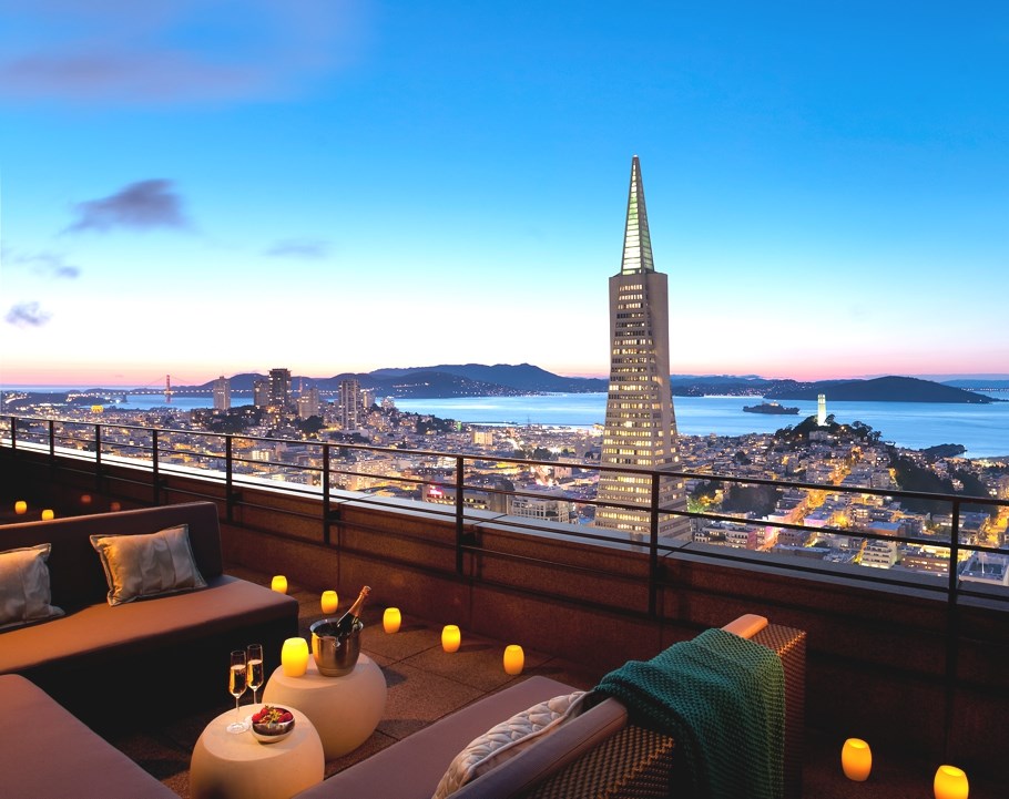 Drinks at Mandarin Oriental in San Francisco.