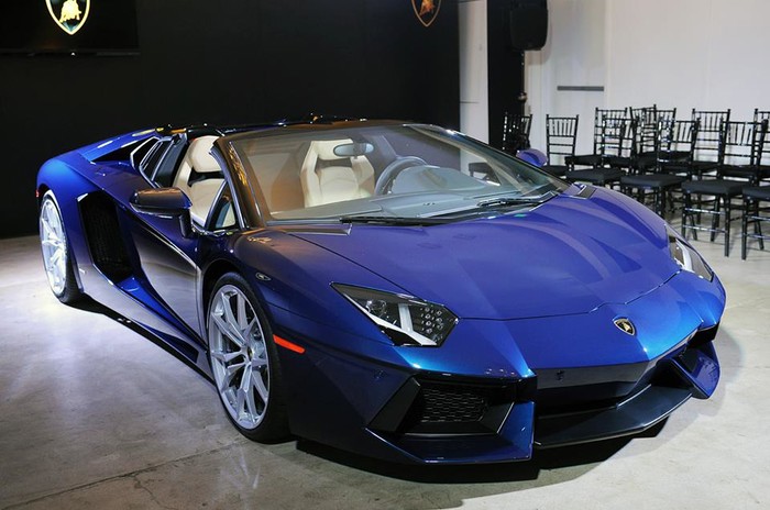 Lamborghini Aventador.