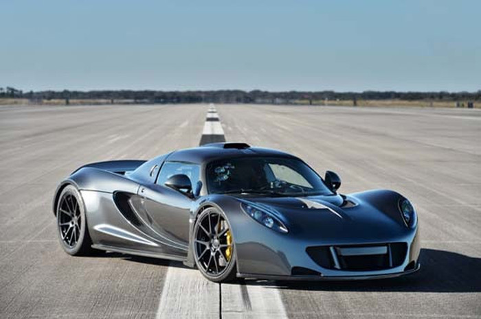 Hennessey Venom GT - The World’s Fastest Car.