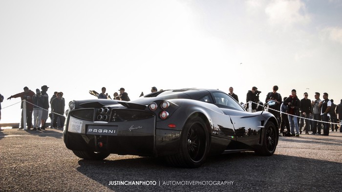 Pagani Huayra.