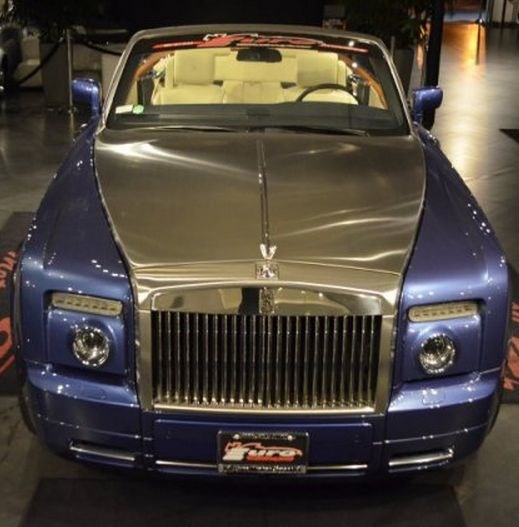 Rolls-Royce Phantom.