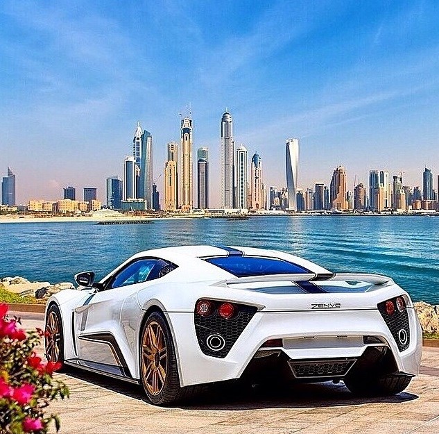 Zenvo in Dubai.
