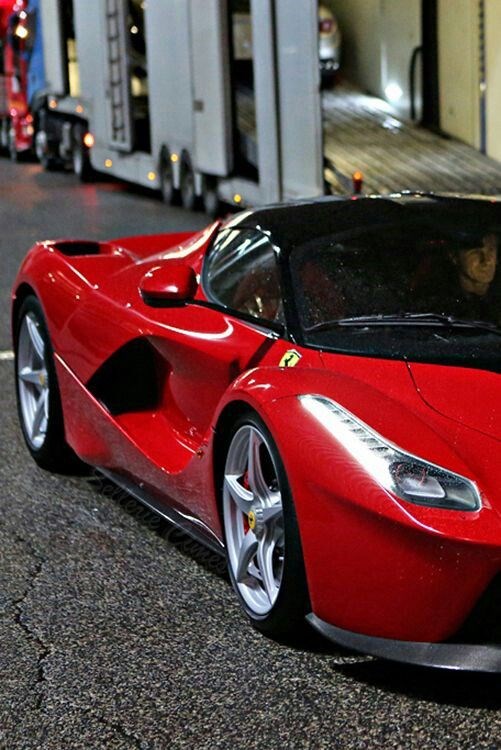 LaFerrari.