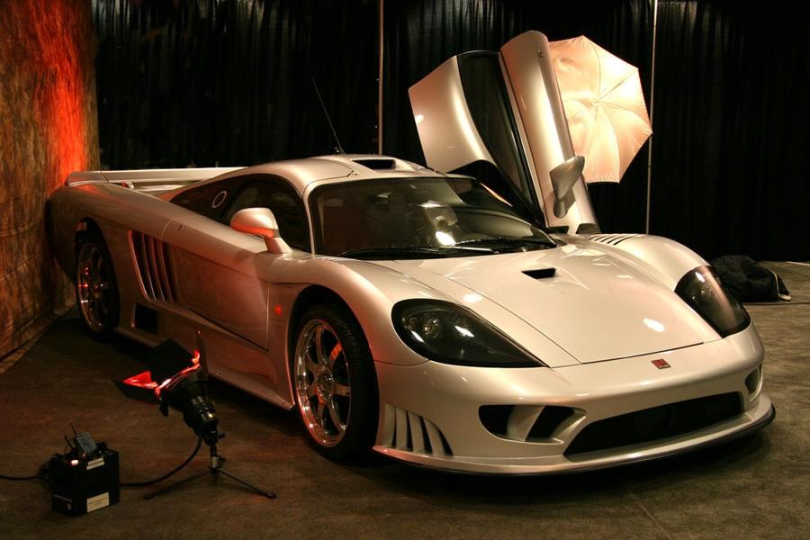 Saleen S7.