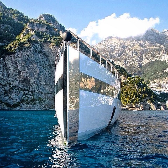 VENUS - The 78mt Mega Yacht designed by Steve Jobs.