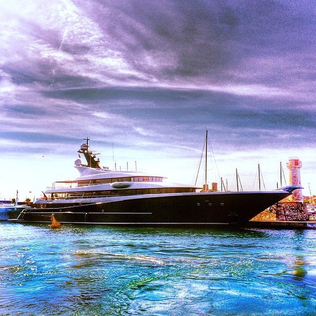 Mega Yacht 'PHOENIX 2'