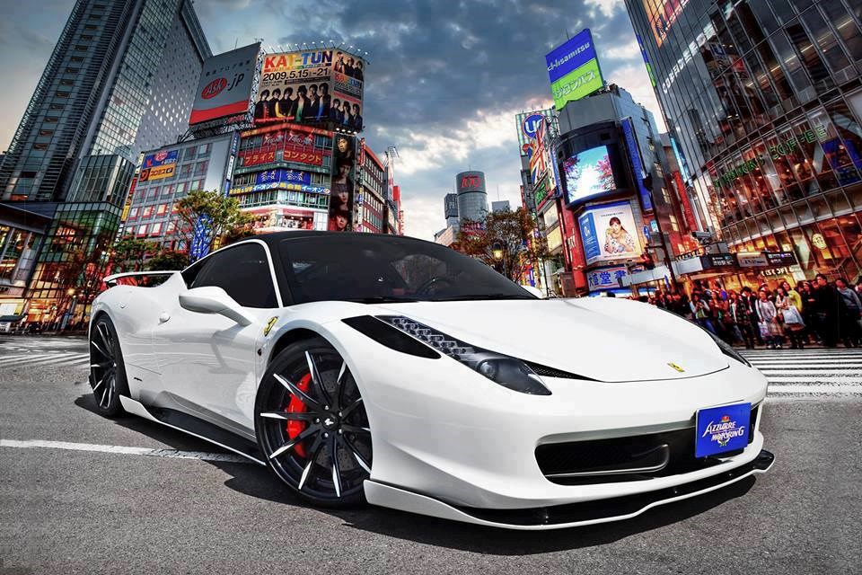 458 Italia in Tokyo.