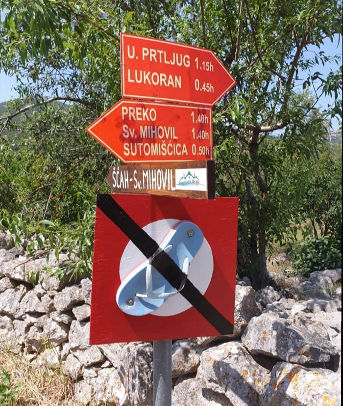 Dear tourists, we know you don’t speak Croatian, so please follow the obvious wordless signs while hiking in the Croatian mountains.
