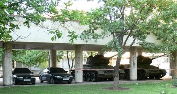 Welcome to Russia, have a nice day..