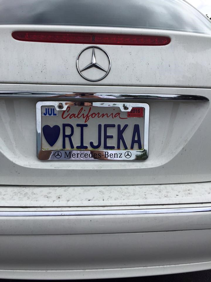 iz tvoje sam kolijevke Rijeko, otplovio negdje daleko, al´..