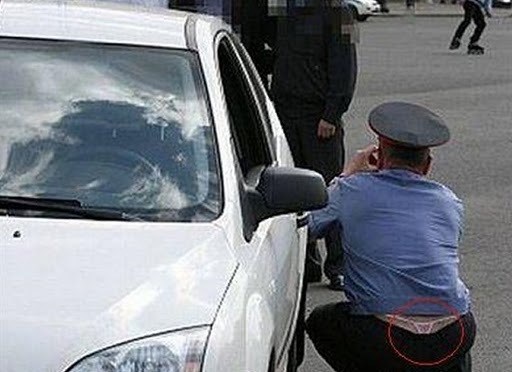 ma tko se to nama skriva iza uniforme..:))