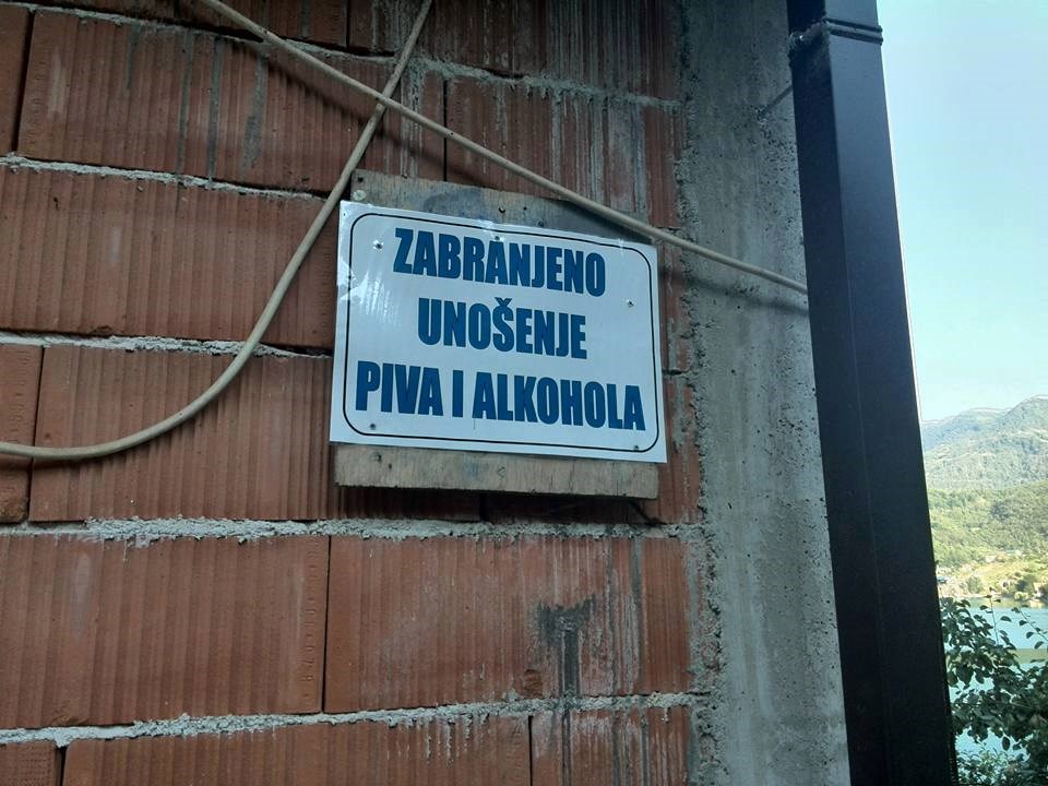 a ni rakija poželjna nije..:))