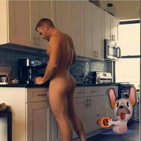 da li bi se koja cura bunila protiv malo muške pomoći u kuhinji ??