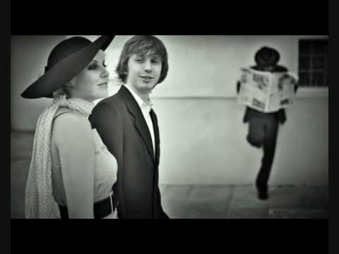 Aerodrom - Obična ljubavna pjesma 1982