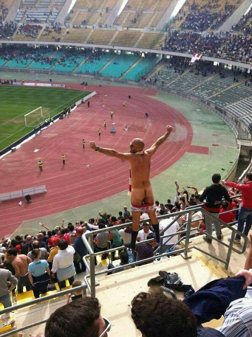 svatko se raduje na svoj način..:))