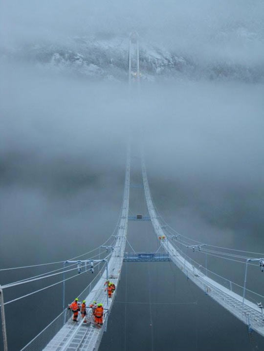 Viseći most u samim oblacima - Norveška