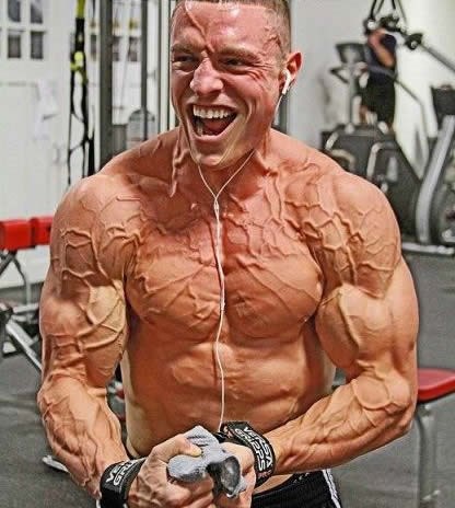 Zna šta žene vole, pa je to odveo do ekstrema... sretno