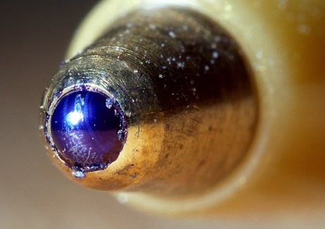 Jeste se ikada pitali kako kemijska olovka zapravo piše?