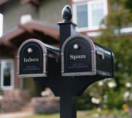 Lijevo pošta, desno računi