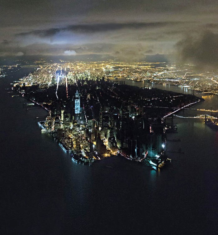 Manhattan u mraku - pogled iz zraka