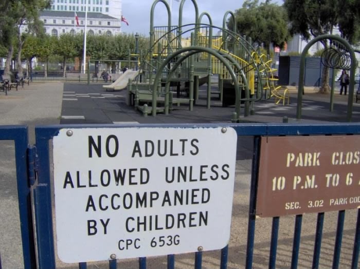 Odraslima ulaz zabranjen, osim uz dječju pratnju