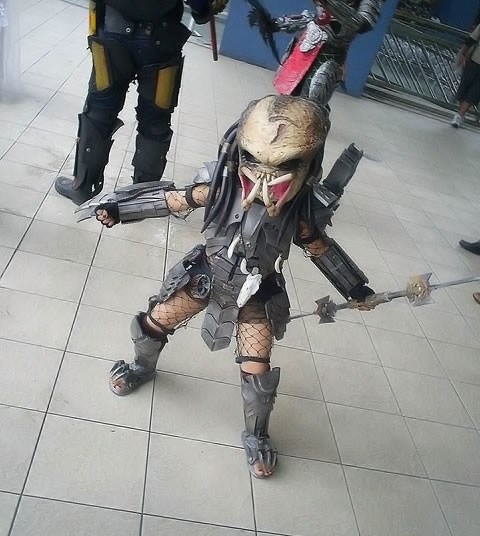 Najkul maska za maškare - mini Predator