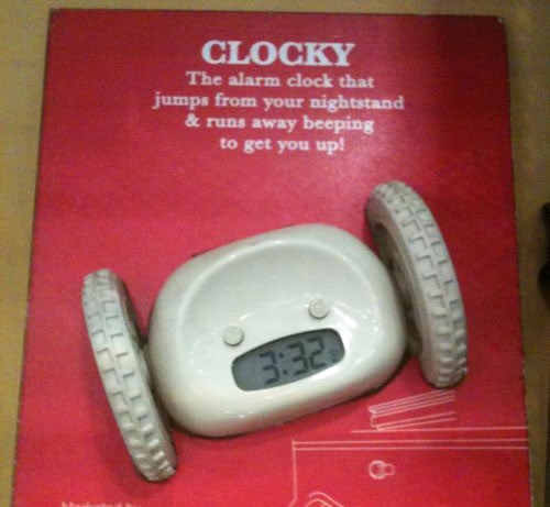 Budilica koju moraš natjeravati po sobi da začepi