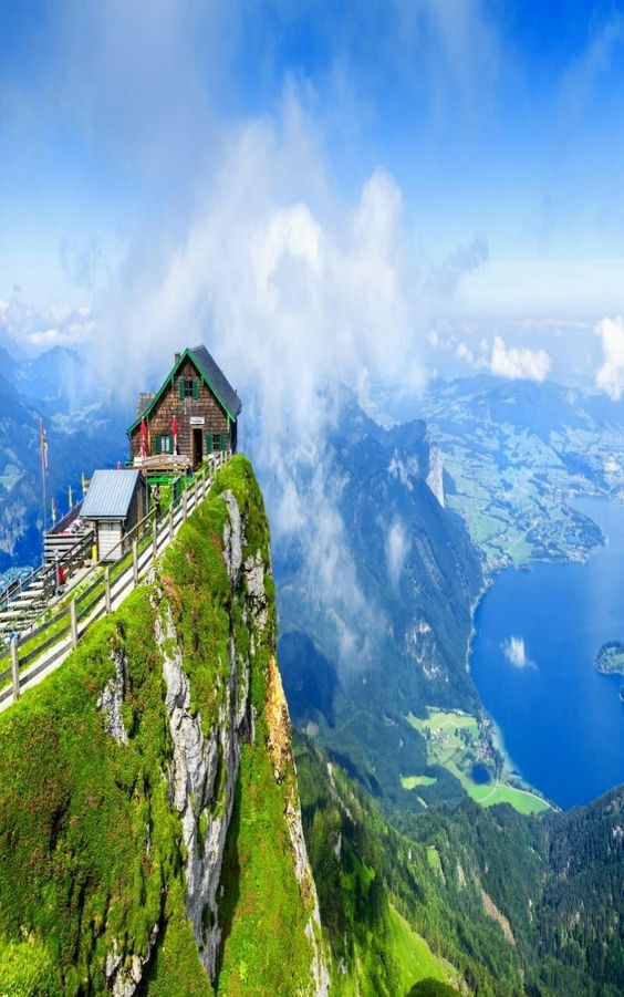 ono kad ti je kuća na kraju sela....