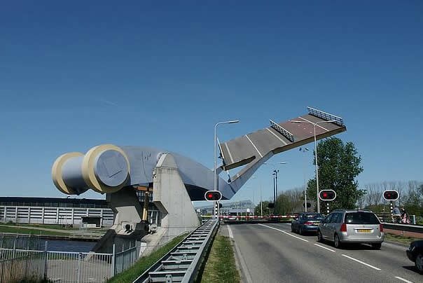Nizozemska verzija mosta na podizanje