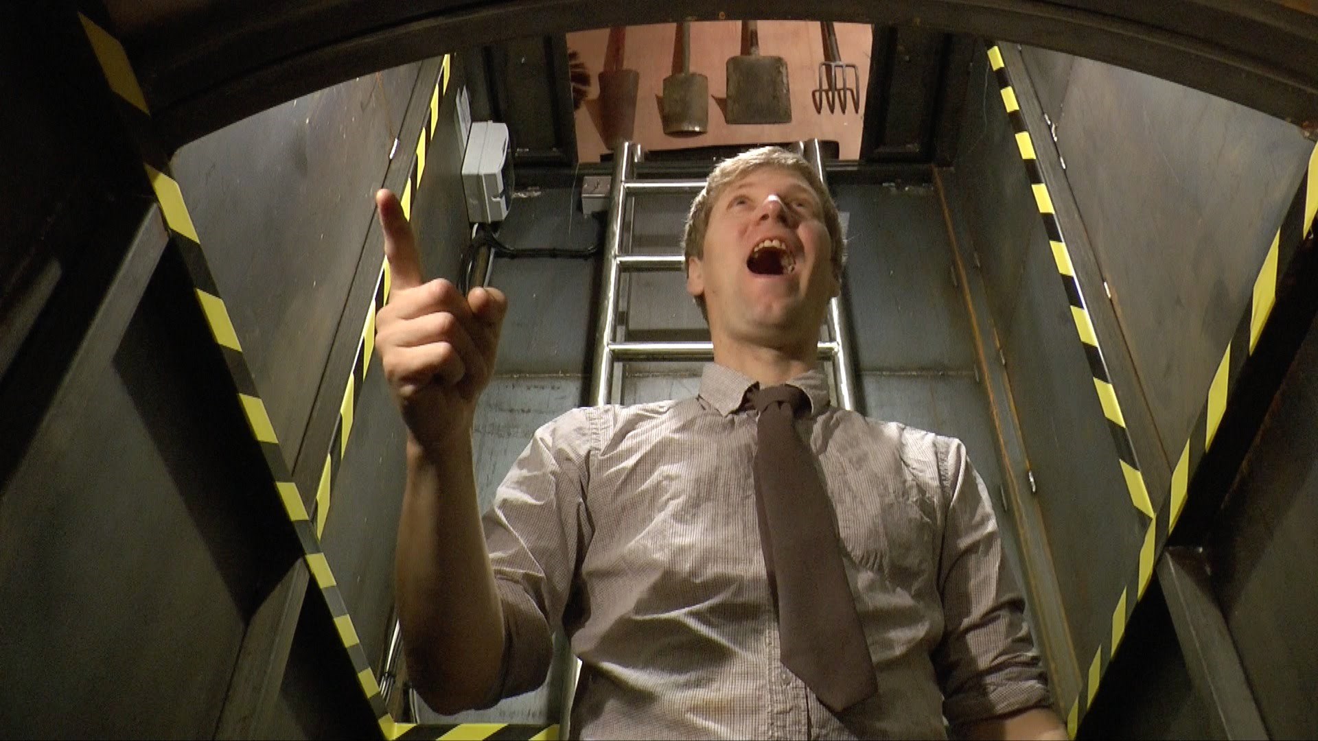 VIDEO: Najurnebesnije atomsko sklonište ikad izgrađeno ima i - set bubnjeva