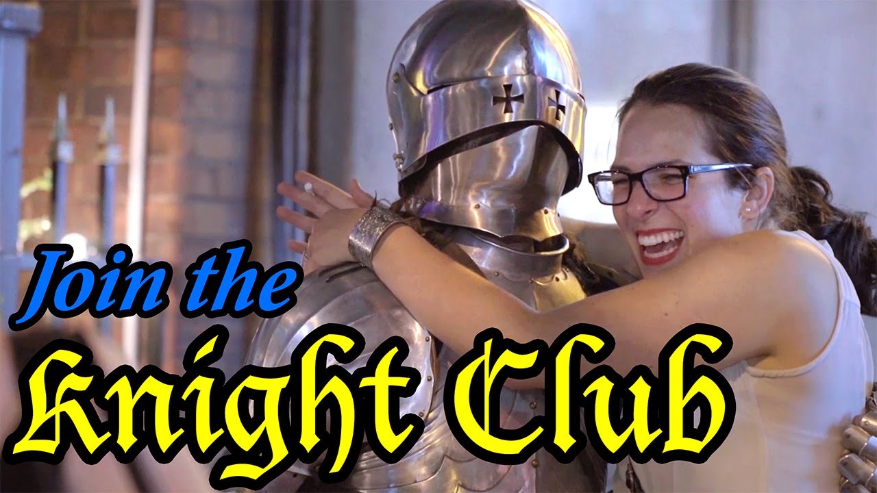 Obukao je viteški oklop i pokušao ući u noćne klubove