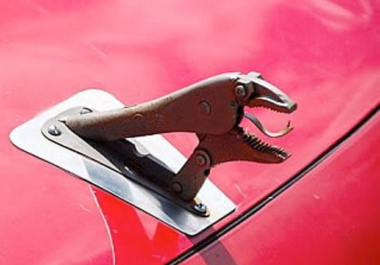 "Jaguar" za sirotinju