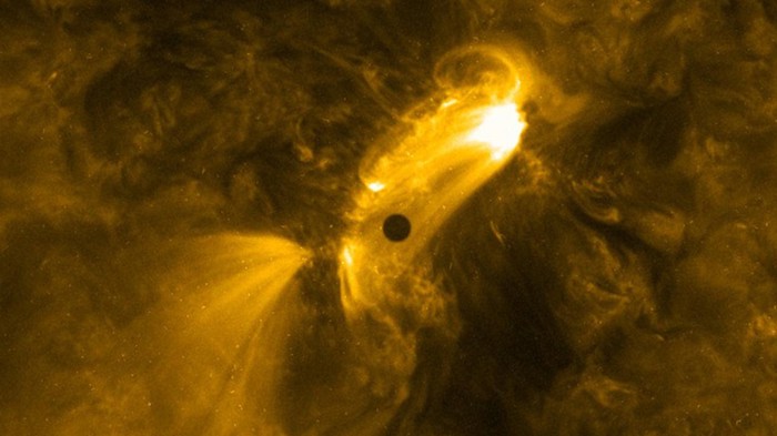 NASA objavila fantastičan video Merkurovog prolaska pred Suncem!
