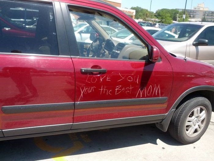 Kad dječja ljubav zaboli, uhvatiš se za novčanik