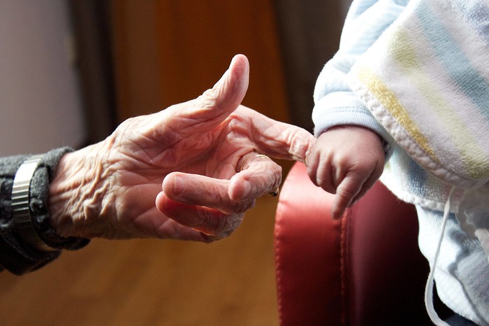 98-godišnja baka prije smrti upoznala praunučicu