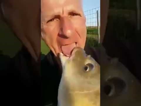 VIDEO Nešto odvratnije dugo nismo vidjeli: Ovaj čudak jako voli ribe!