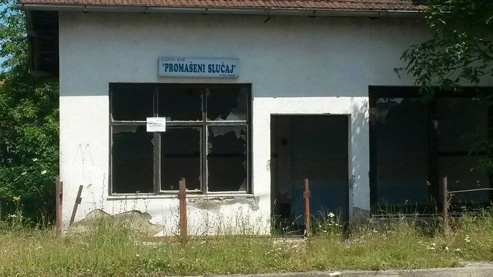 Vlasnik ovog kafića je uspio gledati u budućnost kad mu je davao ime