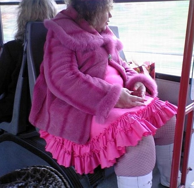 Barbie baka u full opremi