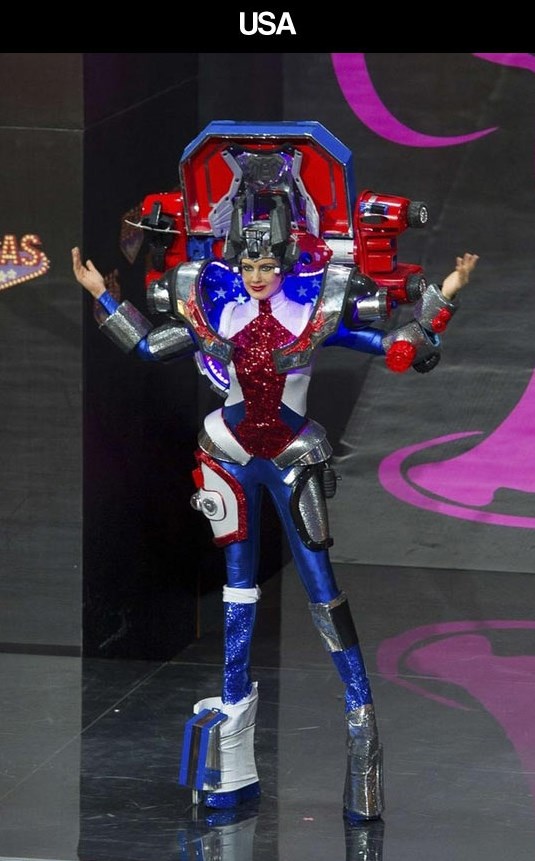 Miss Universe: Amerikanka došla kao Optimus Prime