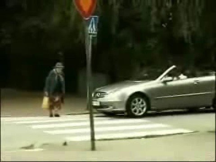 VIDEO: Evo ti, bezobrazniče!