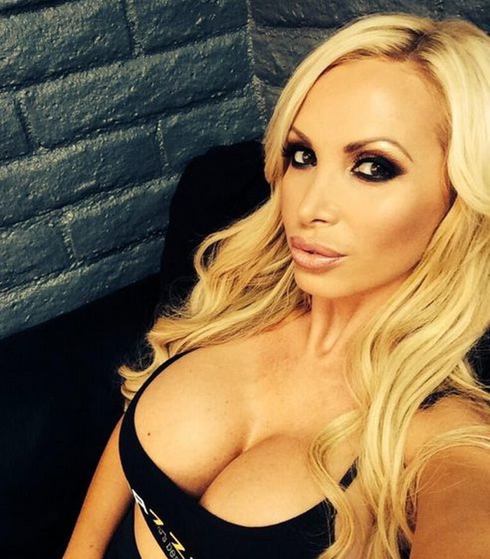 Nikki Benz