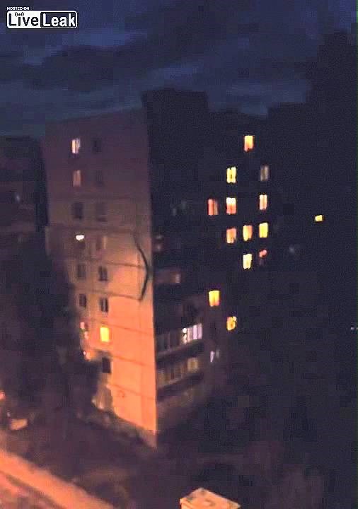 Stravično biće snimljeno na zgradi u Rusiji i dalje zbunjuje stručnjake