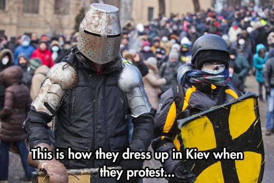Kako se Ukrajinci oblače za prosvjed