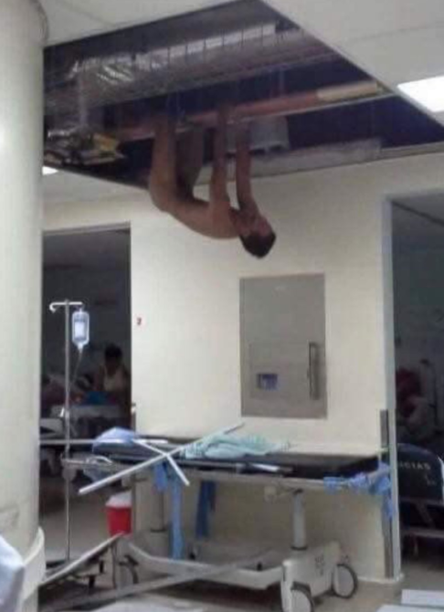 Kada joj muž dođe ranije doma pa se ljubavnik pretvori u ninja ratnika