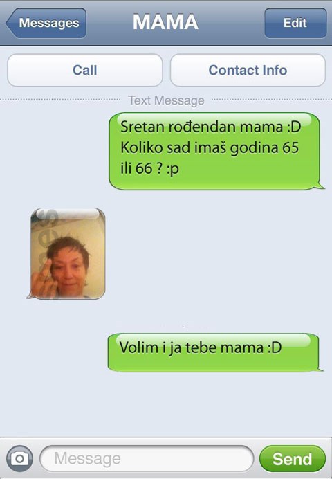 Mami je čestitao rođendan na poseban način, a ona mu odgovorila istom mjerom!