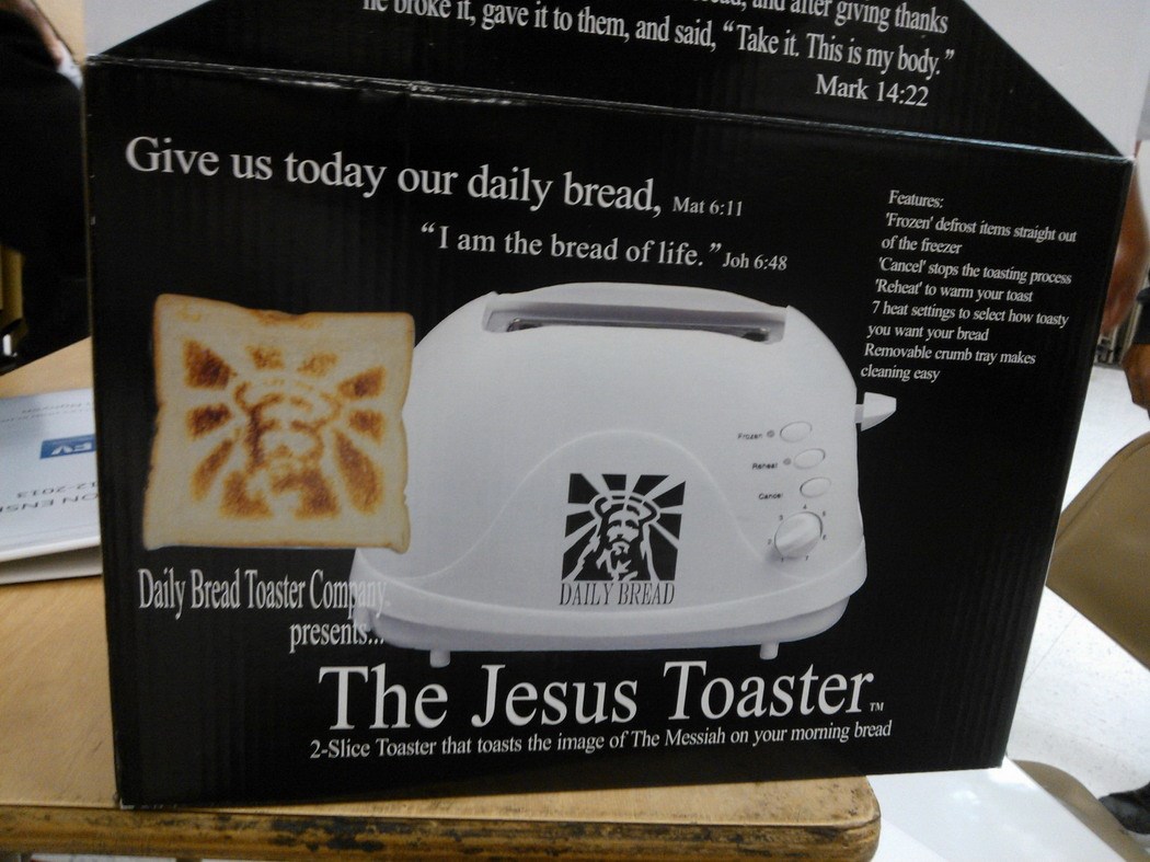 Isusov toster prži Spasitelja na kruh vaš svagdašnji