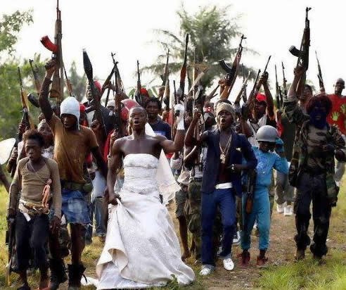 Što je svadba bez mrtvih